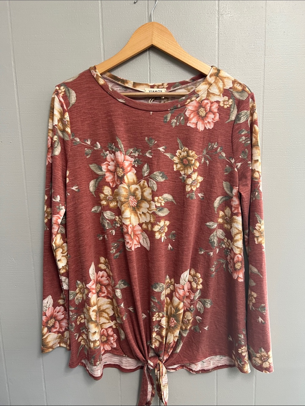 NWT Floral Viamor Top Blouse Shirt Large Long Sleeve